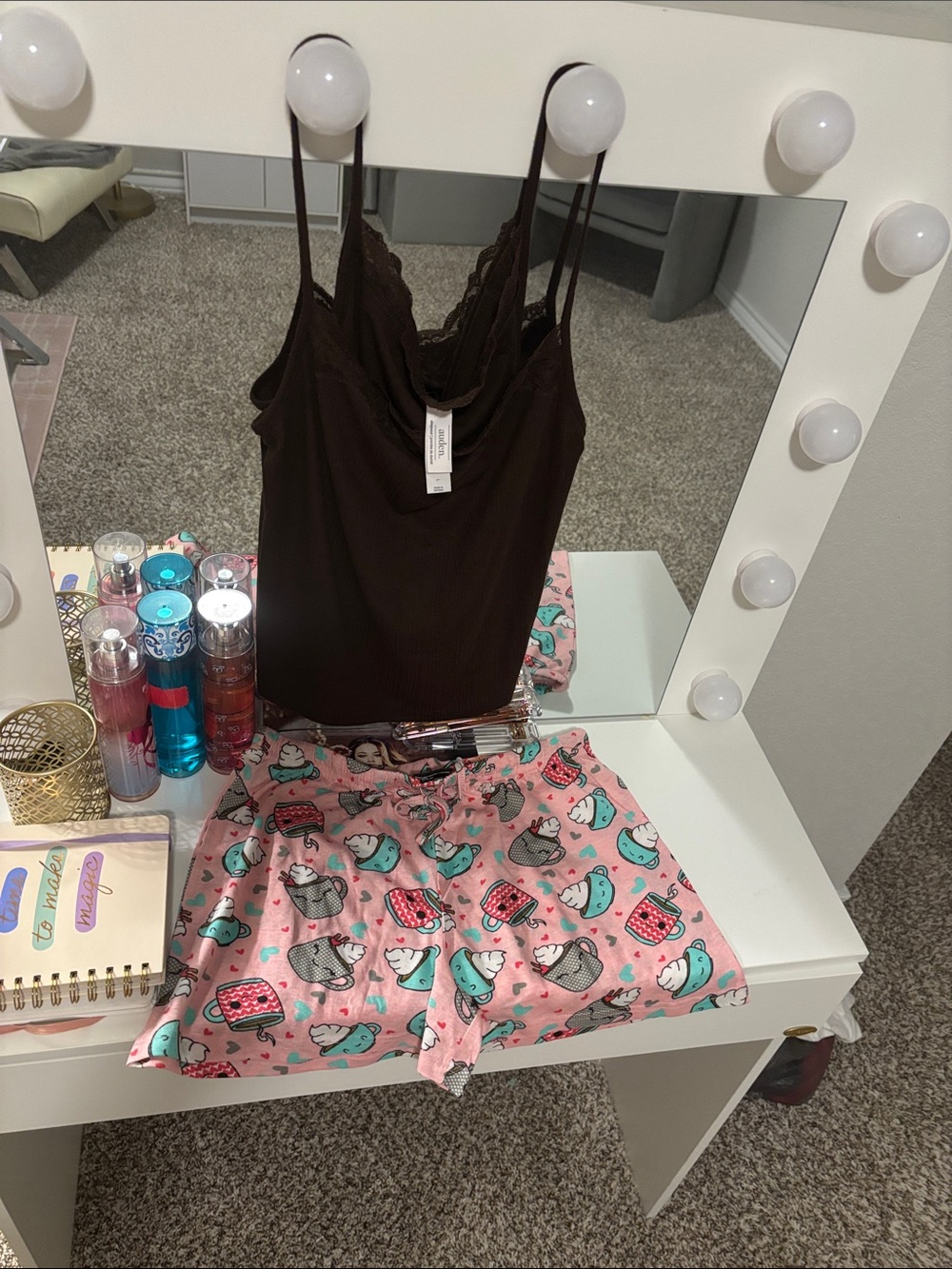 Women's Brown Lace-Trim Cami & Pink Printed Shorts Sleep Set Large top med short